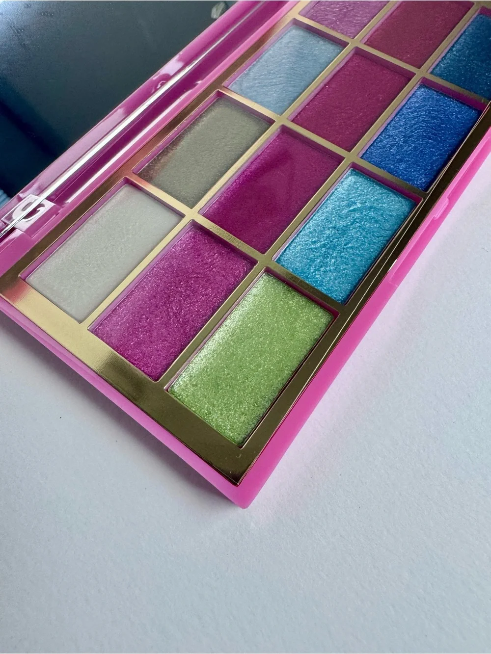 Beau Beauty Vibrant Shimmer Lip Palette - NWT